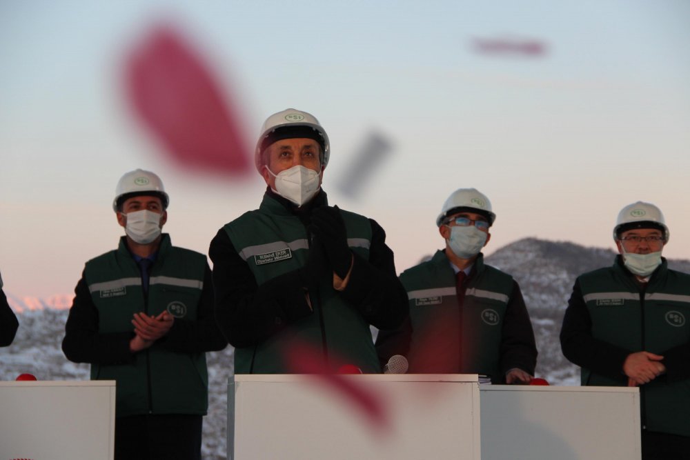 Erdoğan'ın namus borcu