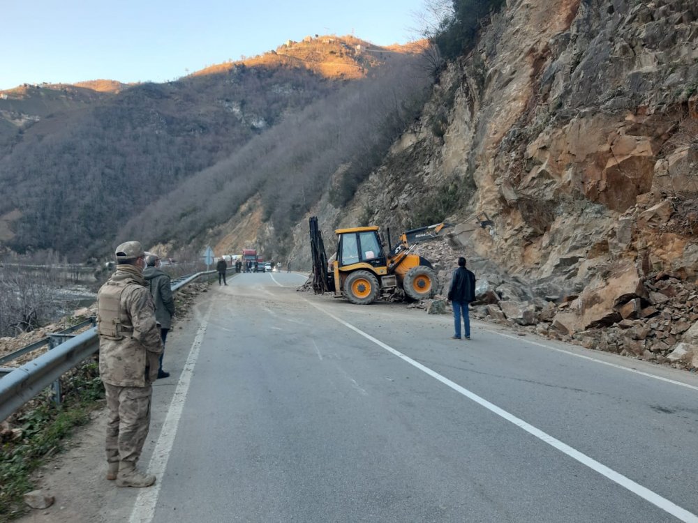 Giresun'daki heyelan