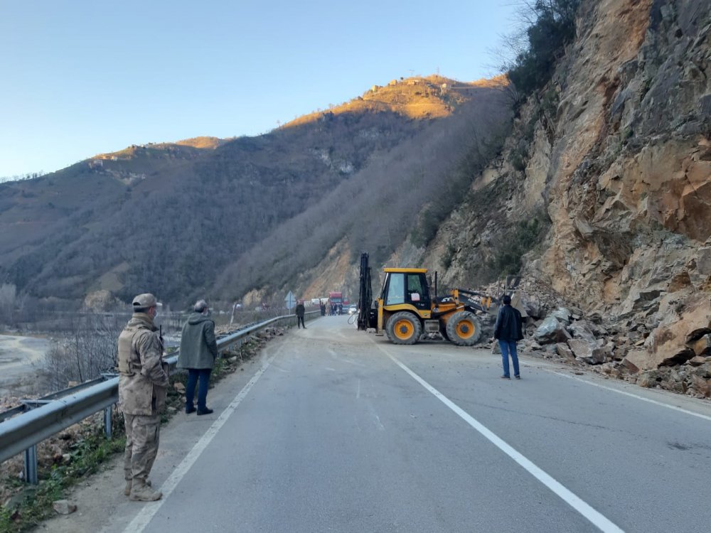 Giresun'daki heyelan