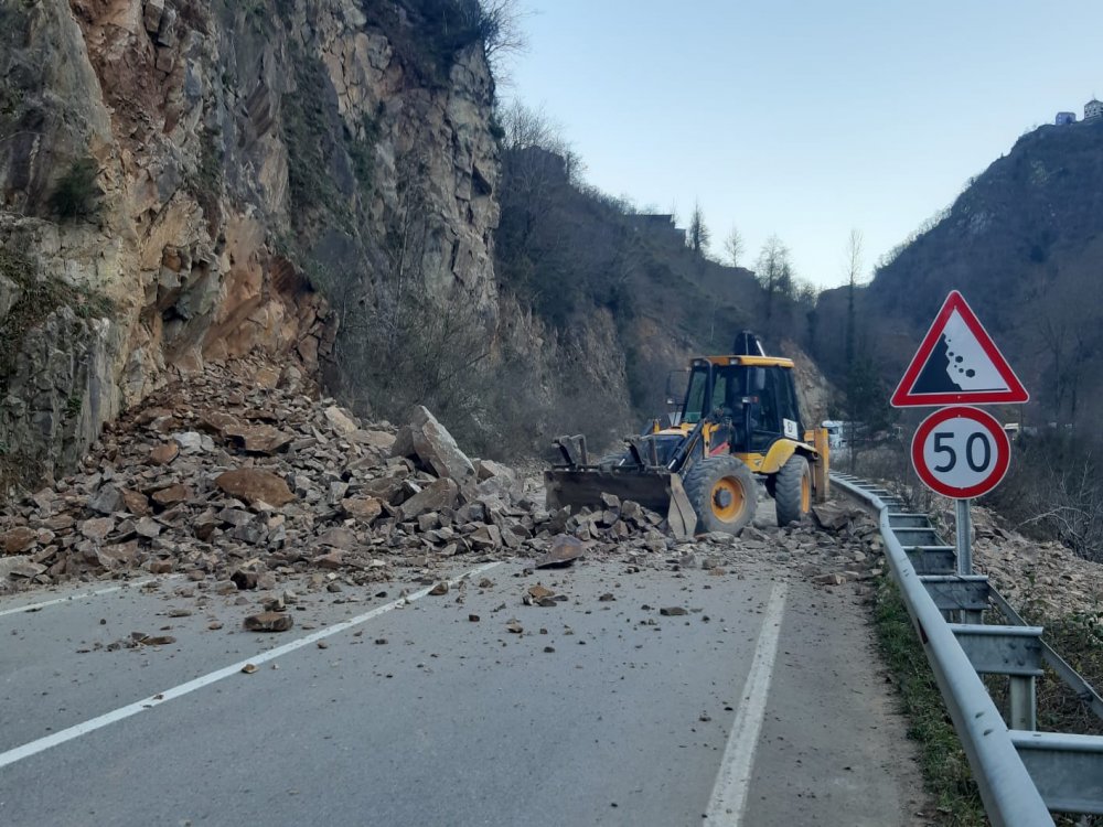 Giresun'daki heyelan