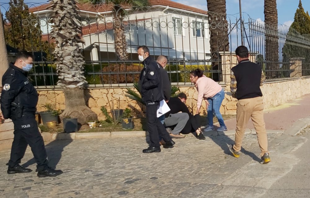 Güvenlik görevlisi kulübede hayatını kaybetti;  kızı fenalık geçirdi