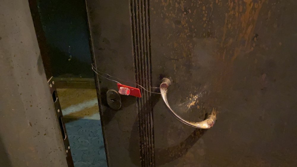 Mühürlenen dairede eğlenceye 28 bin lira 'koronavirüs' cezası
