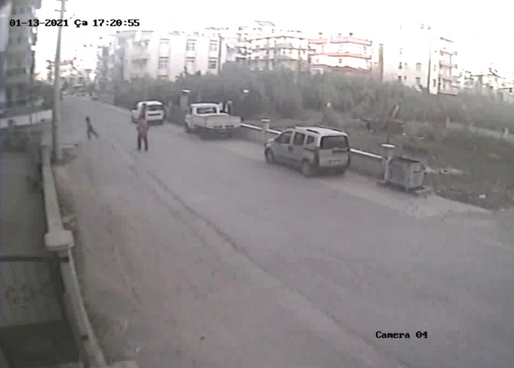 Otizmli çocuğu döven kargo görevlisine tazminat davası