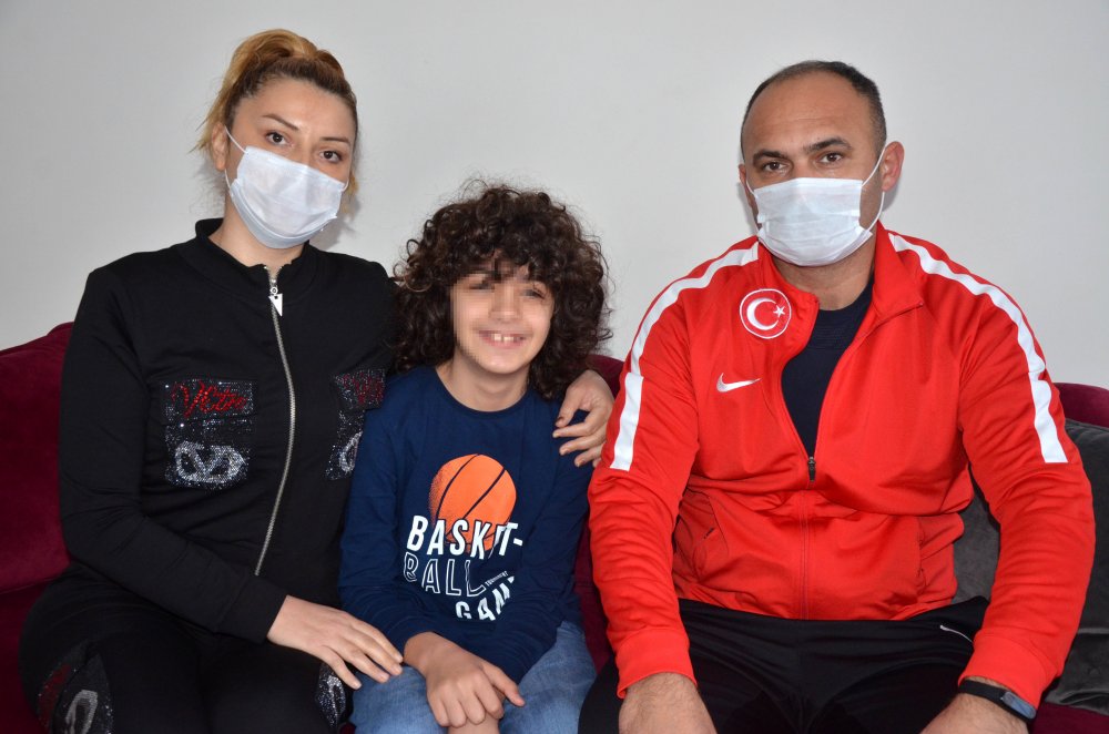 Otizmli çocuğu döven kargo görevlisine tazminat davası