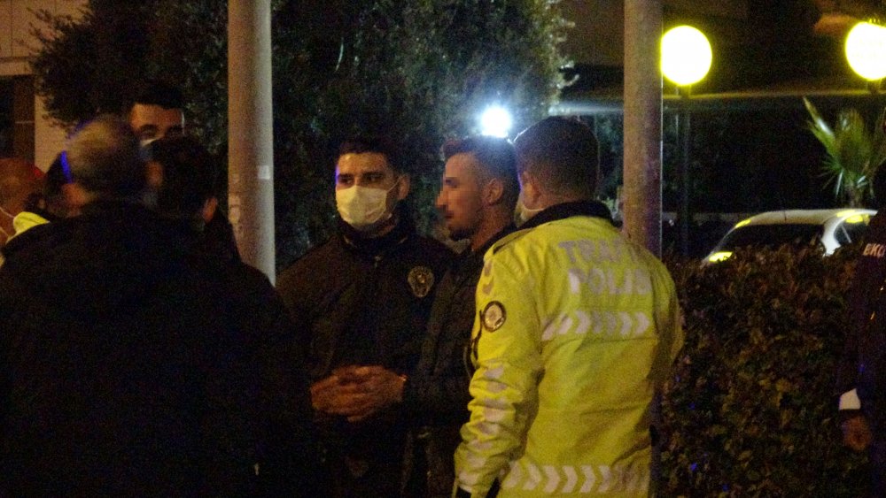 Polisten kaçtılar, kaza yapınca yakalandılar