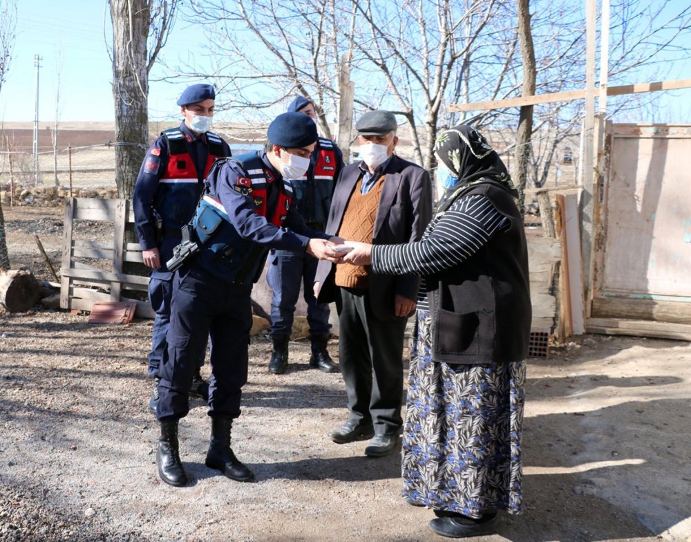 Yozgat'ta, yaşlı çiftin 50 yıllık birikimini dolandıran şüpheli yakalandı