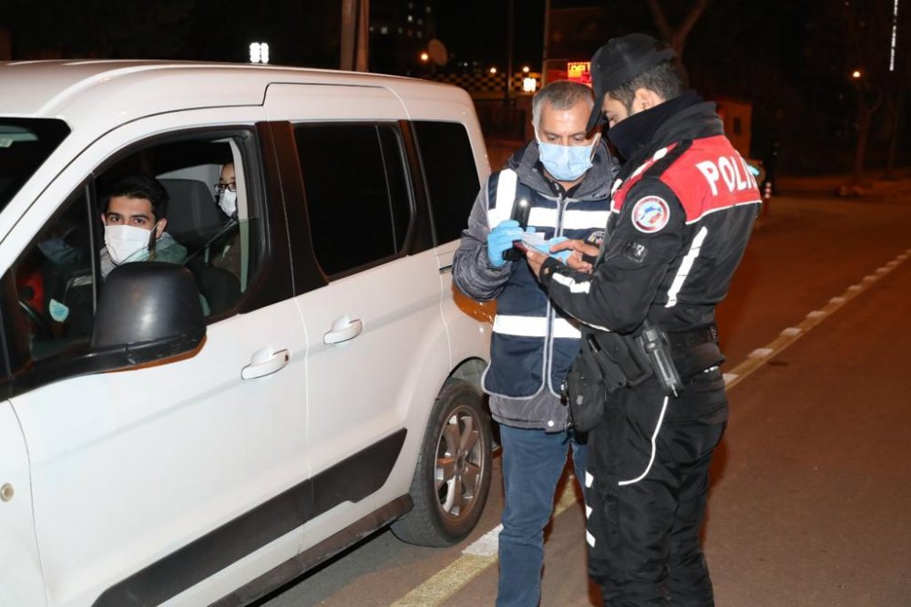 81 ilde eş zamanlı uygulama: 2 bin 402 şüpheli yakalandı