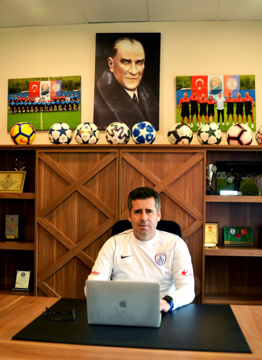 Altınordu Teknik Direktörü Eroğlu: İyi başlamak istiyoruz