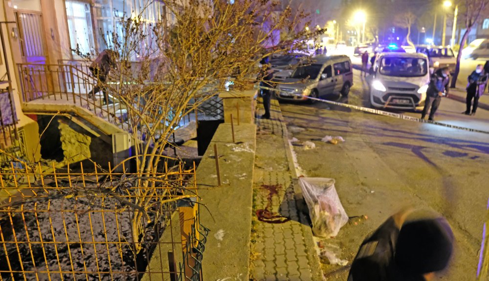 Anne ve babası gözleri önünde öldürülen çocuk, hala yaşadıklarını sanıyormuş