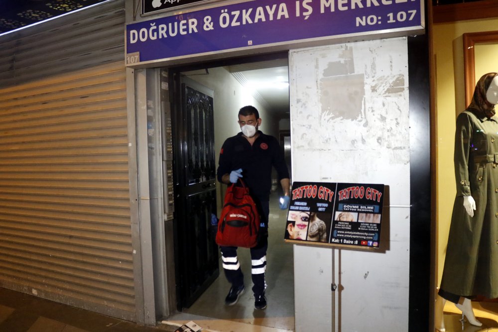 Antalya'da, Alman asıllı Türk vatandaşı yatağında ölü bulundu