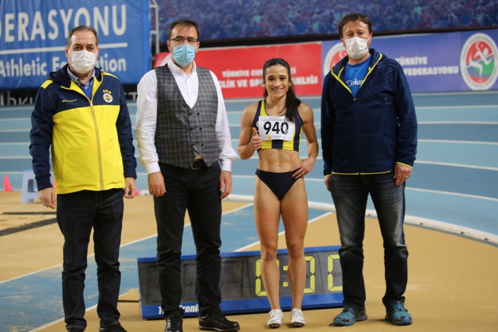 Atletizm Salon Olimpik Deneme Yarışları’nda 10 rekor