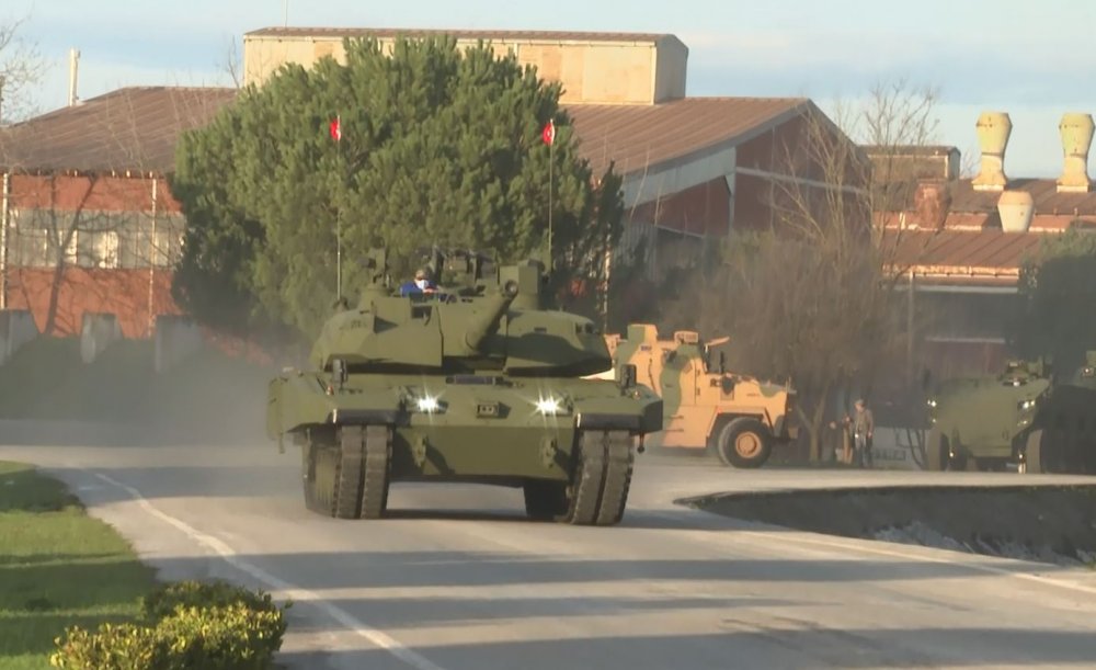 Bakan Akar: İnşallah milli muharebe uçağımızı yapacağız