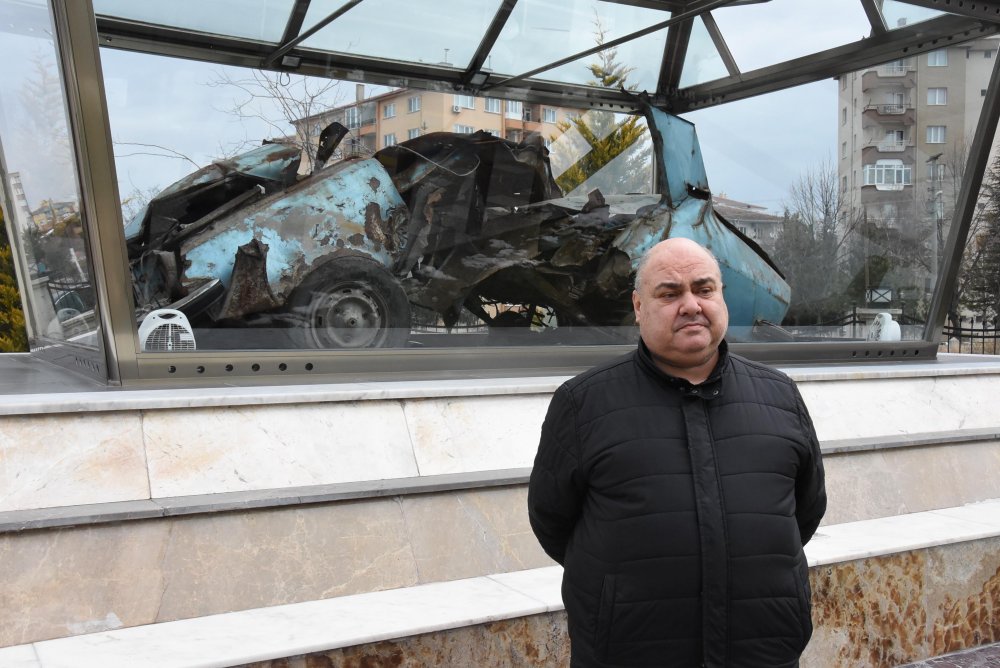 Eskişehir'de Uğur Mumcu'nun otomobili sergileniyor