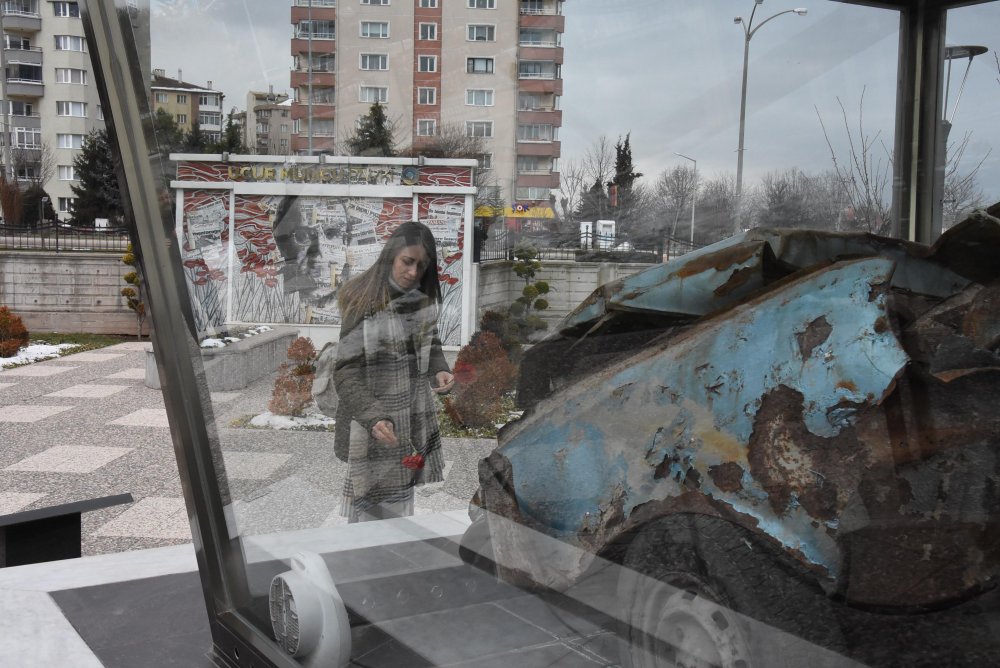 Eskişehir'de Uğur Mumcu'nun otomobili sergileniyor