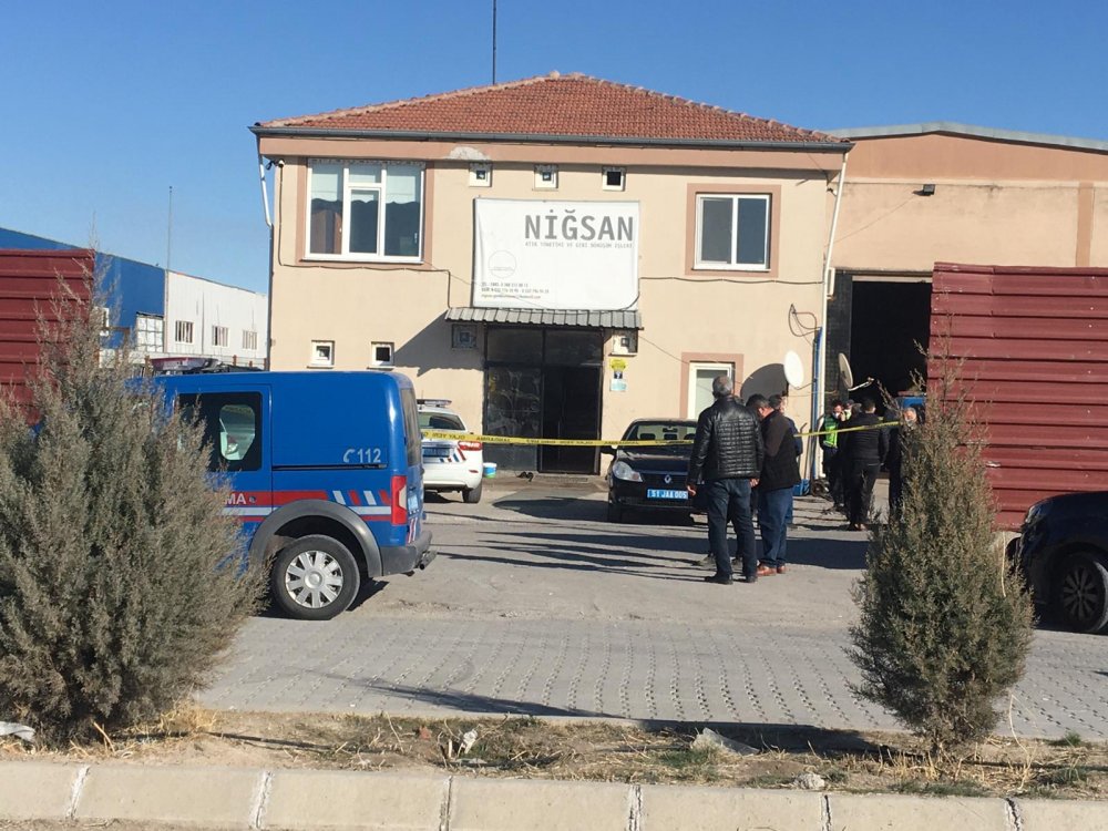 Geri dönüşüm fabrikasında patlama