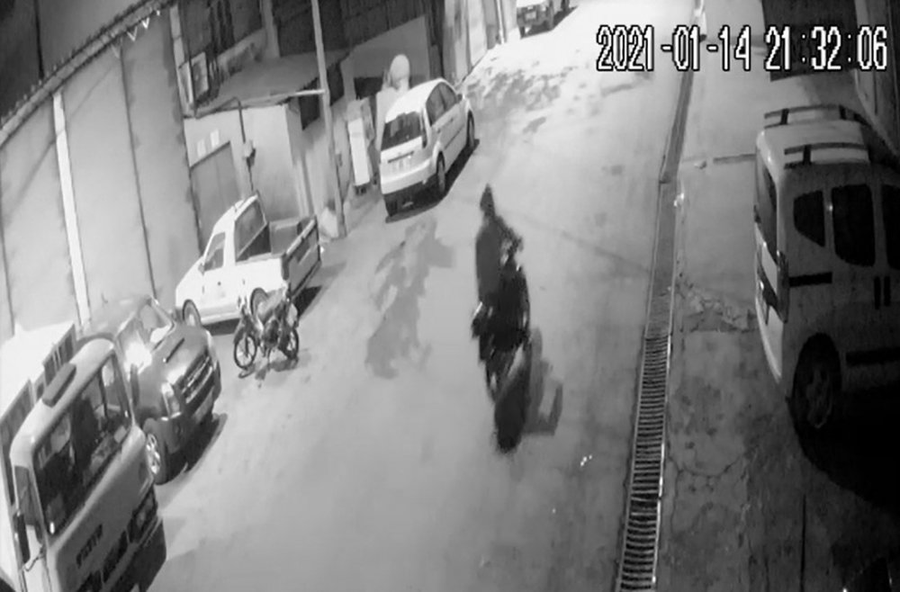 Husumetli olduğu arkadaşının dükkanını kundakladı, tutuklandı