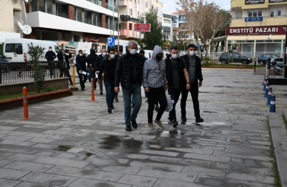 Kuşadası'nda 16 hırsızlık olayını gerçekleştiren 7 şüpheli yakalandı