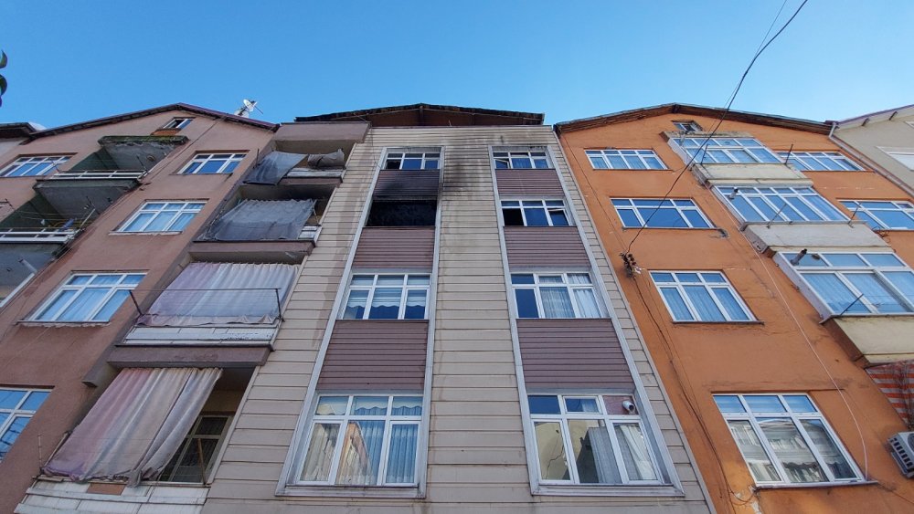 Yangında ağır yaralanan anne, yaşam savaşını kaybetti