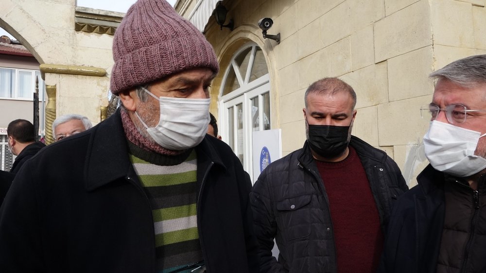 Ayırmak istediği kavgada bıçaklanan Kıbrıs gazisi, kurtarılmadı