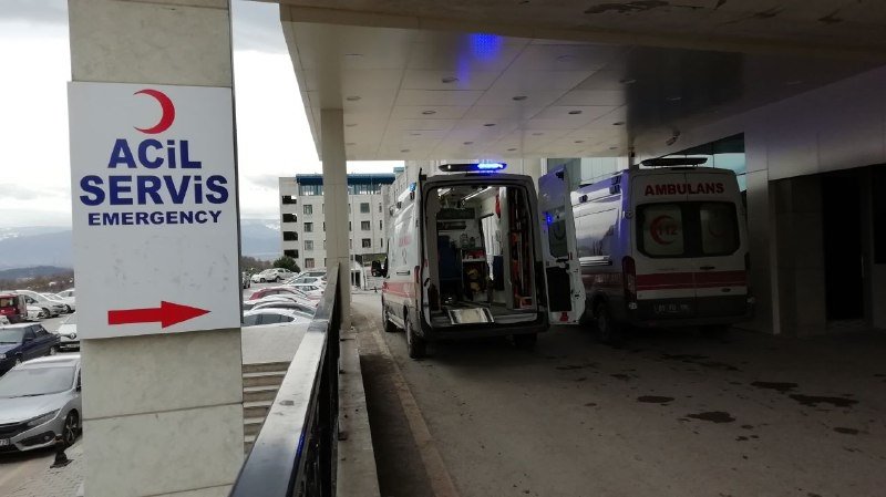 Düzce'de sobadan sızan gazdan etkilenen 4 çocuk hastanelik oldu