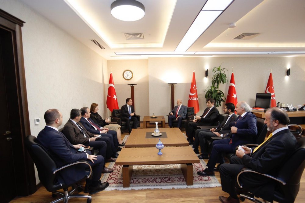 Karamollaoğlu: Herkes birbiri ile ittifak yapabilir