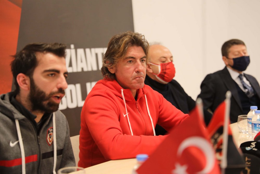 Ricardo Sa Pinto: Hakem maçı 2 dakika fazla oynattı