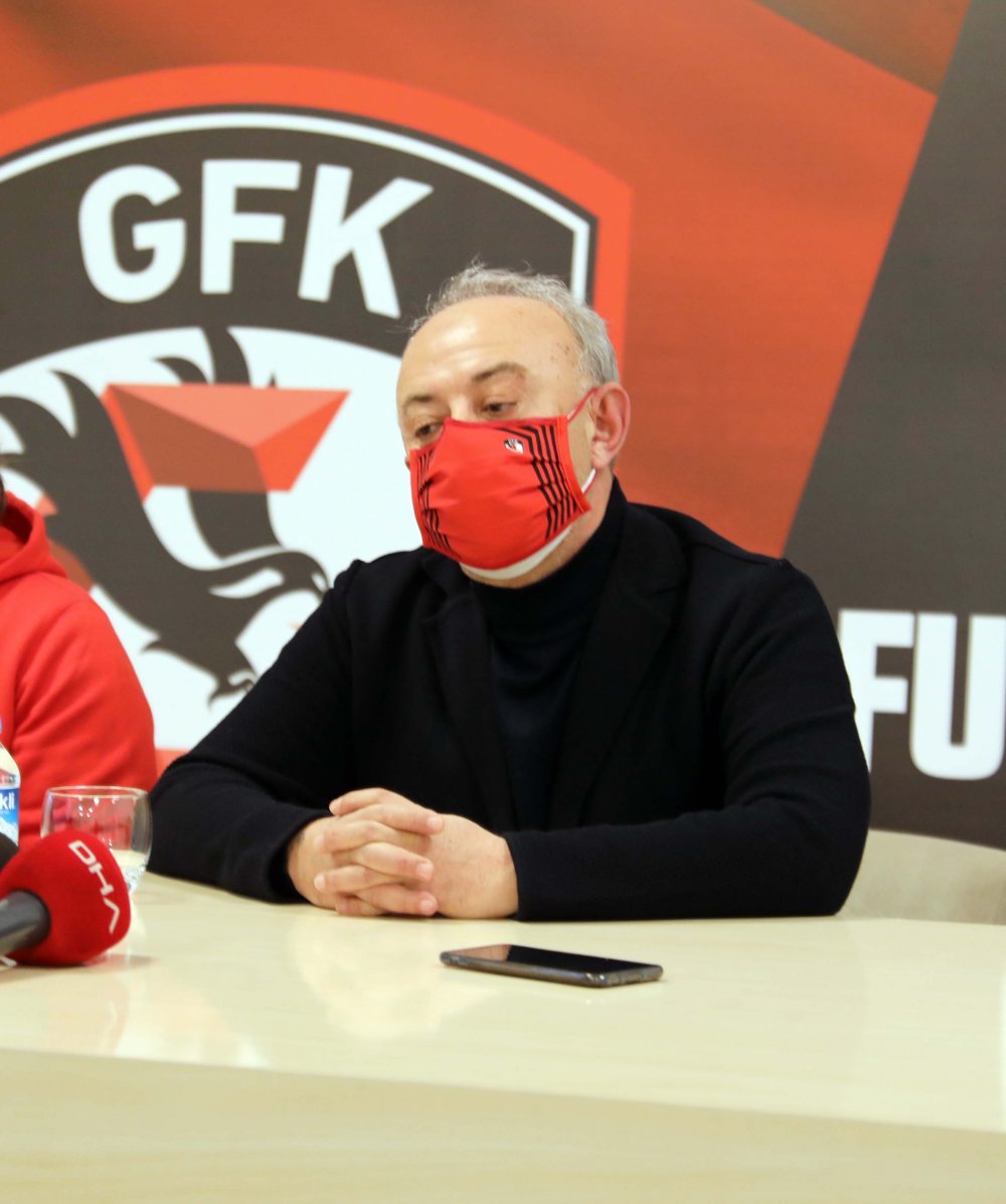 Ricardo Sa Pinto: Hakem maçı 2 dakika fazla oynattı