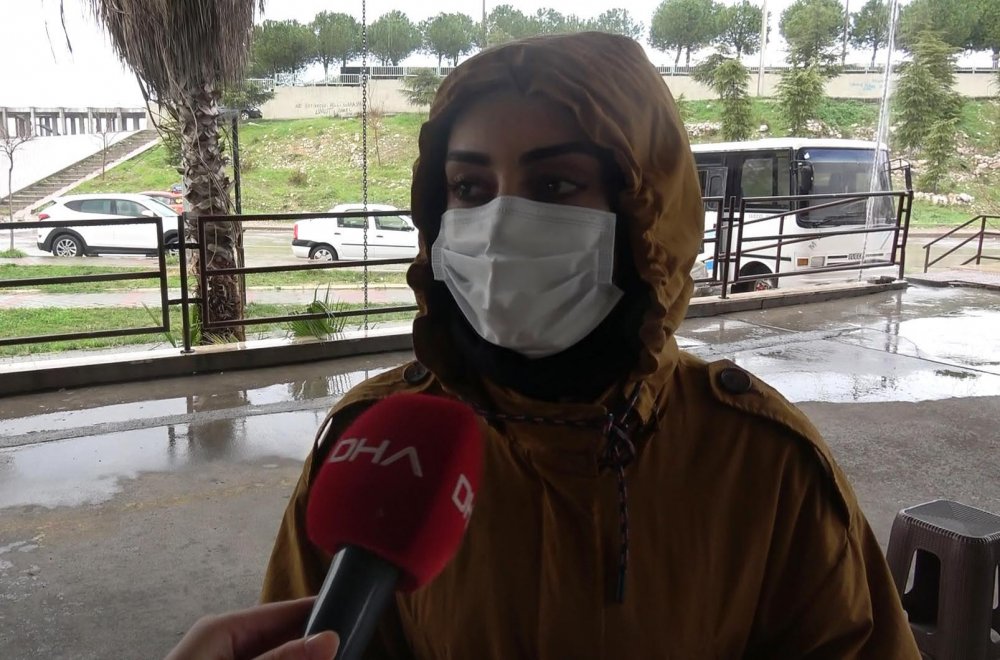 Sürücü adayları koronavirüs kurallarına uyarak sınava girdi