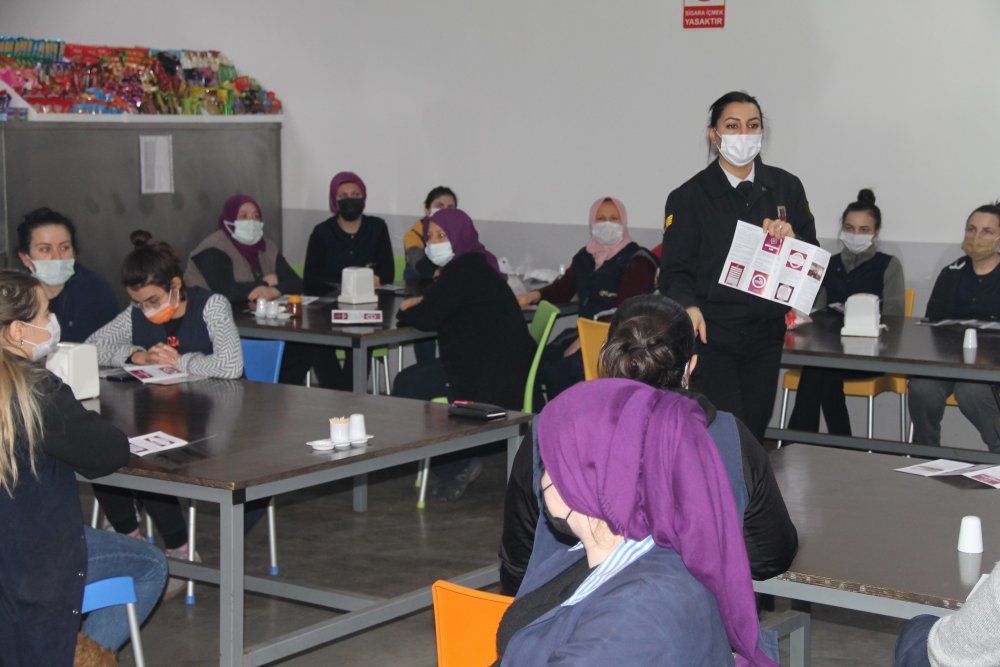 Çanakkale'de jandarma kadına yönelik şiddetle mücadele eğitimi verdi