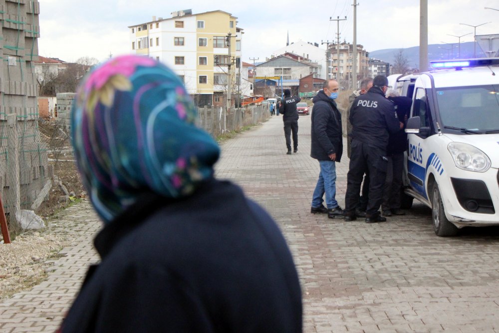 Eşi ‘Affettim seni, söz veriyorum eve alacağım’ deyince intihardan vazgeçti