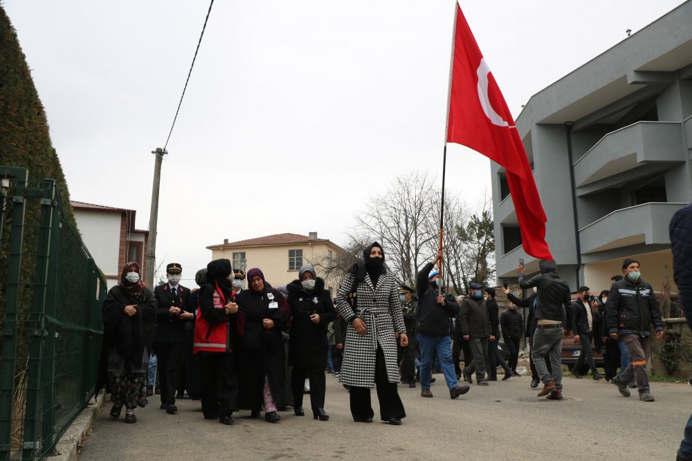 HAKKARİ'de yol kontrolü sırasında PKK'lı teröristlerin tuzakladığı mayının patlamıştı: Şehit asker son yolculuğuna uğurlandı