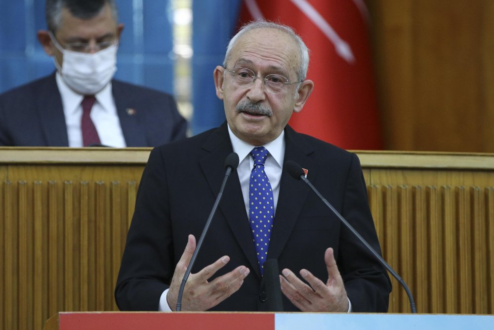 Kılıçdaroğlu: Eskiden aşı üretirken, şimdi aşı alıyoruz