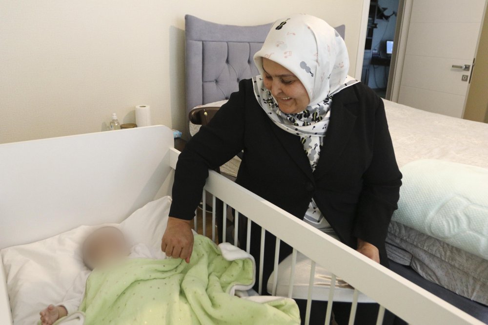 Koruyucu aile olan AK Parti'li Öçal: Evde mutluluk patlaması meydana geldi