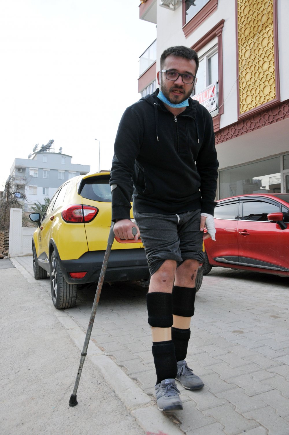 Savcı itiraz etti, gaziyi darp edenlerden biri tutuklandı