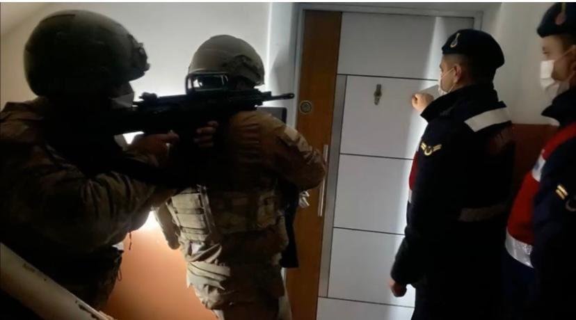 Balıkesir merkezli  DEAŞ operasyonu: 126 kişi gözaltına alındı 22 kişi daha aranıyor