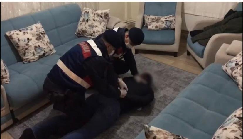 Balıkesir merkezli  DEAŞ operasyonu: 126 kişi gözaltına alındı 22 kişi daha aranıyor