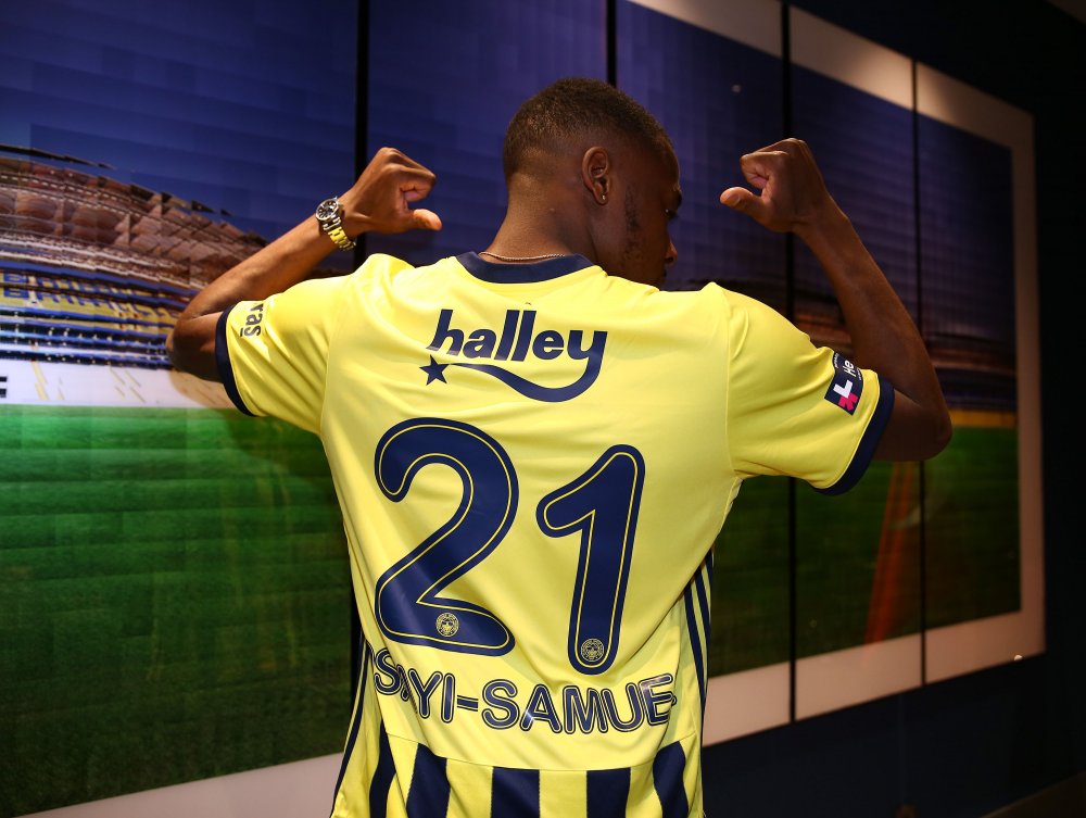 Fenerbahçe, Bright Osayi-Samuel ile 4.5 yıllık anlaşma imzaladı
