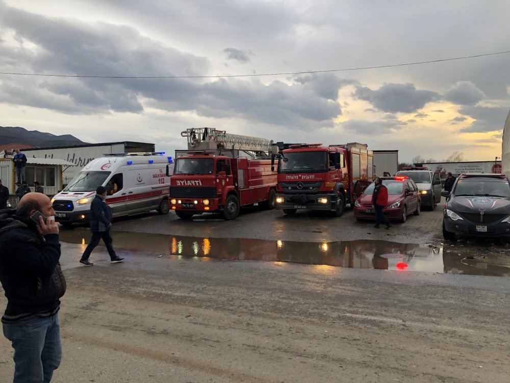 Hendek ve Akyazı'da duyulan patlama sesi endişe yarattı