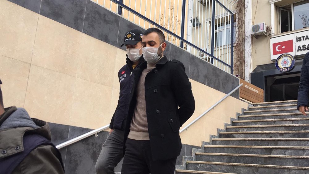 Esenyurt'ta beş milyonluk cipleri  çaldılar