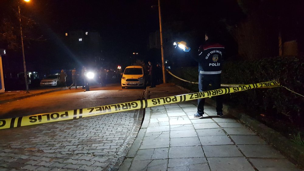 2 kişiyi silahla yaraladılar, bağ evinde yakalandılar