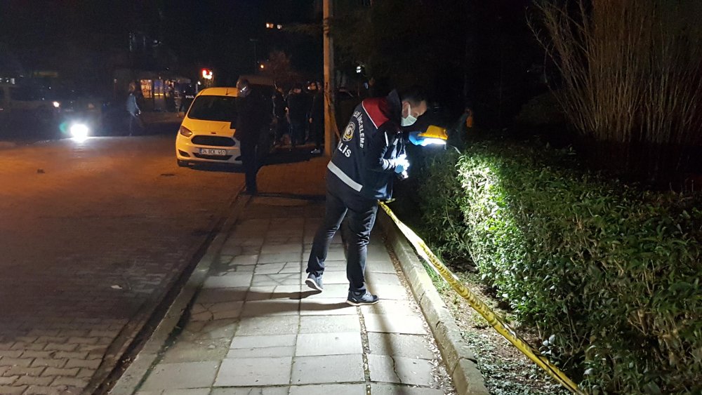 2 kişiyi silahla yaraladılar, bağ evinde yakalandılar
