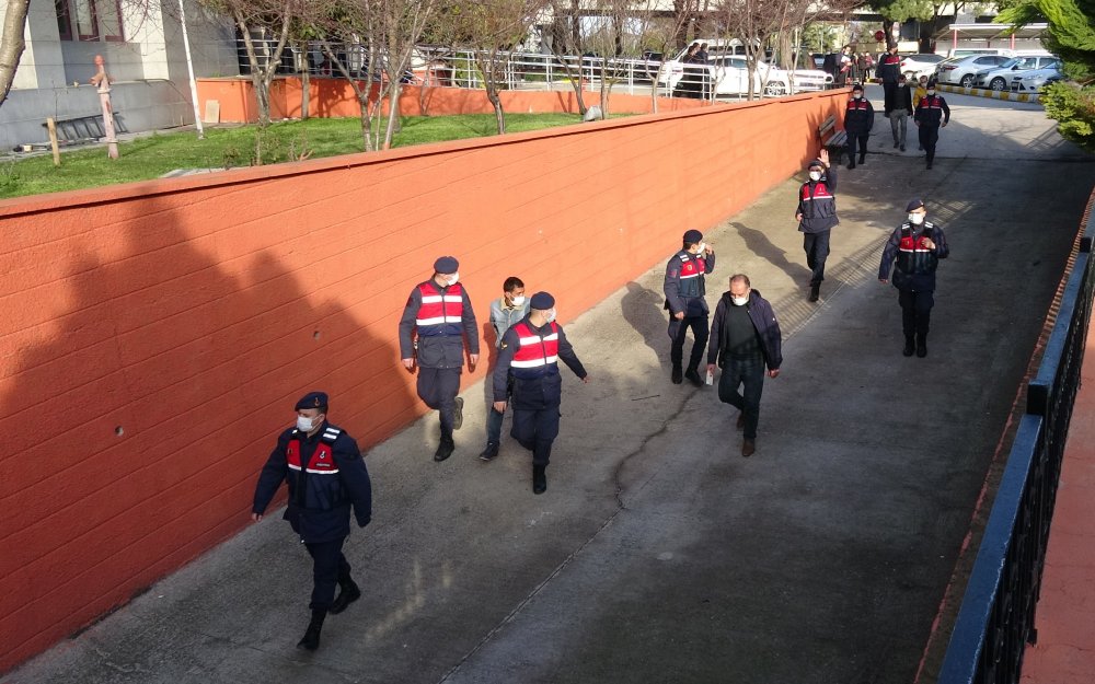 Balıkesir merkezli 58 ilde düzenlenen DEAŞ operasyonunda gözaltına alınan 126 şüpheli serbest