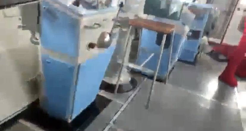 Bartın'da batan geminin dalgalarda kırılma anı görüntüleri ortaya çıktı