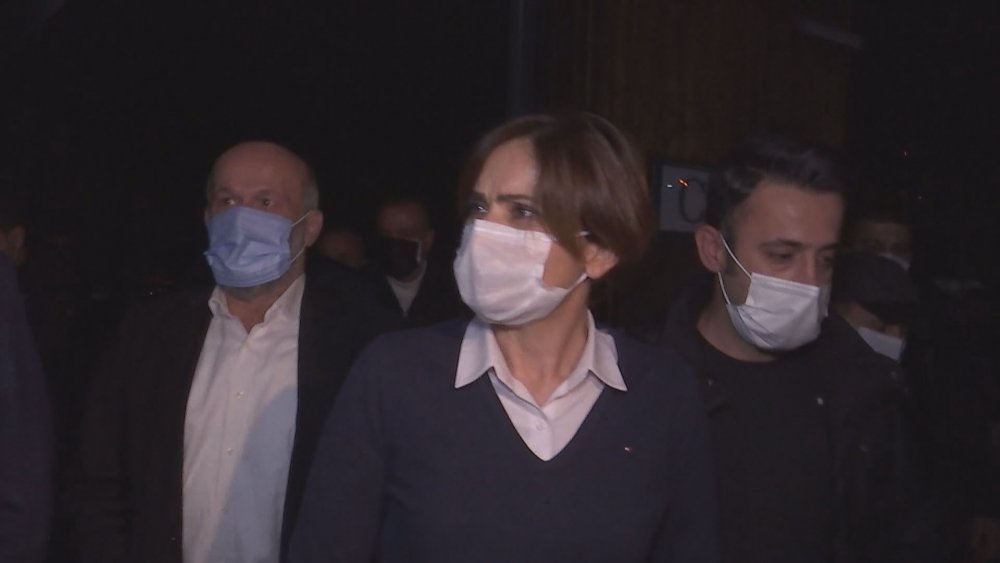 CHP'li Kaftancıoğlu ve ilçe belediye başkanlarına koronavirüs yasaklarını ihlalden ceza