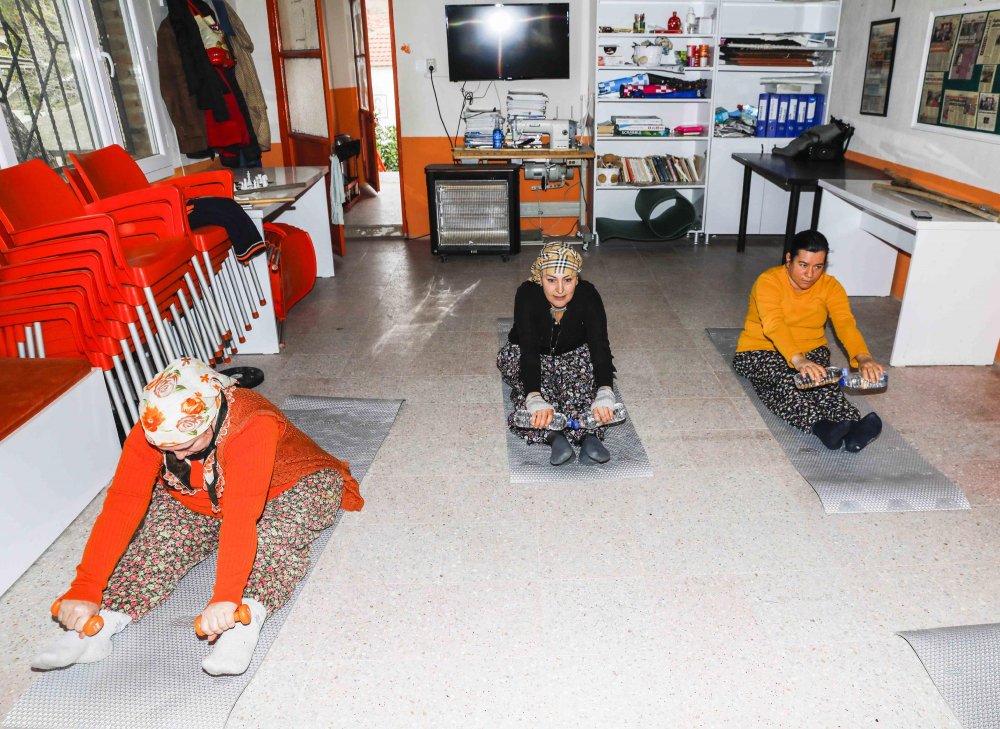 Ulamış köyü kadınları, pilates yapıyor