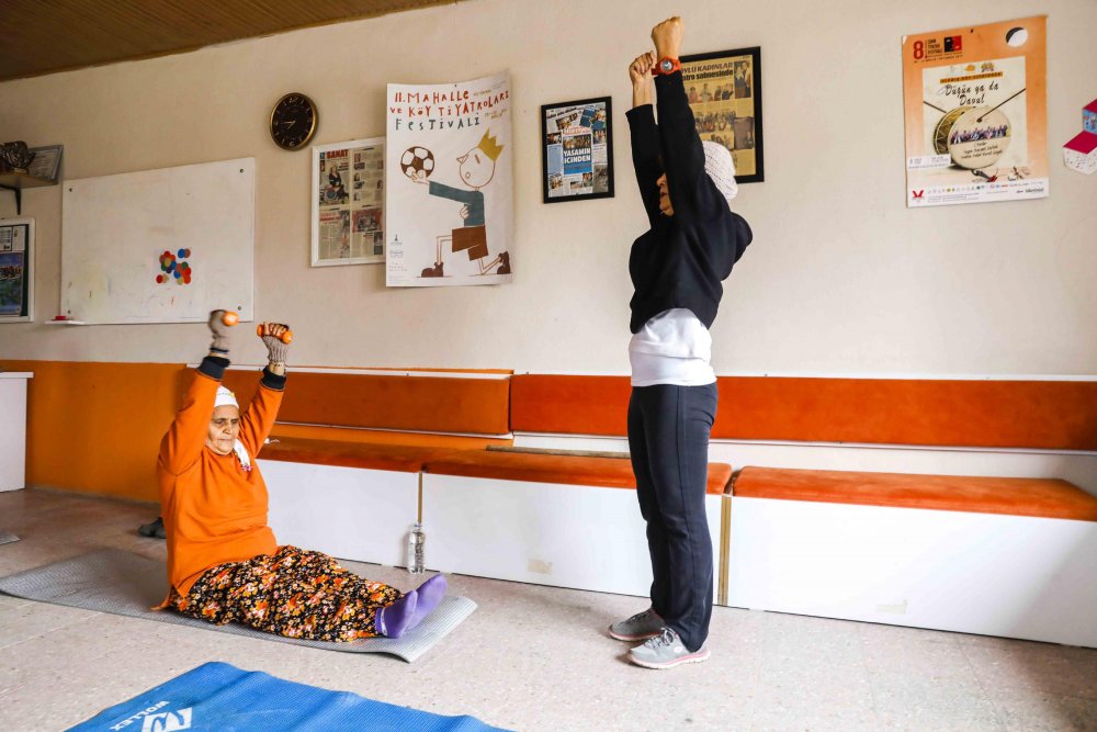 Ulamış köyü kadınları, pilates yapıyor
