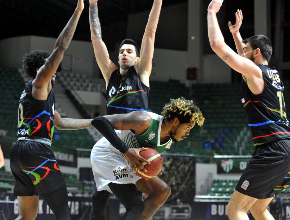 Frutti Extra Bursaspor - Aliağa Petkimspor: 95-89