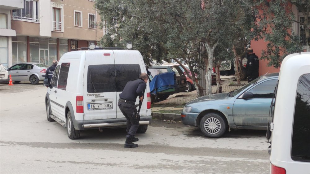 Polise ateş açıp kaçan şüpheli, 35 kilometrelik takiple yakalandı