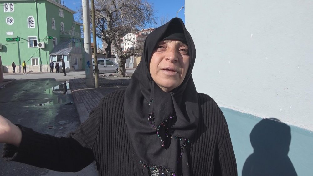 Yangında vücudu yanıp, annesini kaybeden Okay, Ankara'daki hastaneye sevk edildi