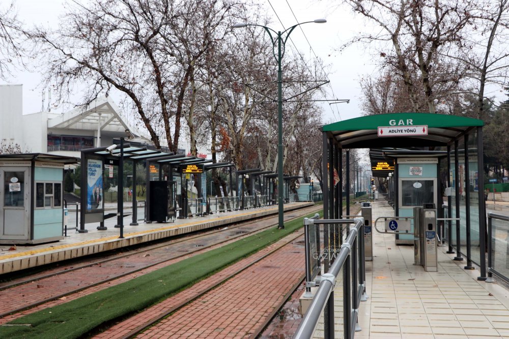 Gaziantep'te cadde ve meydanlar sessizliğe büründü